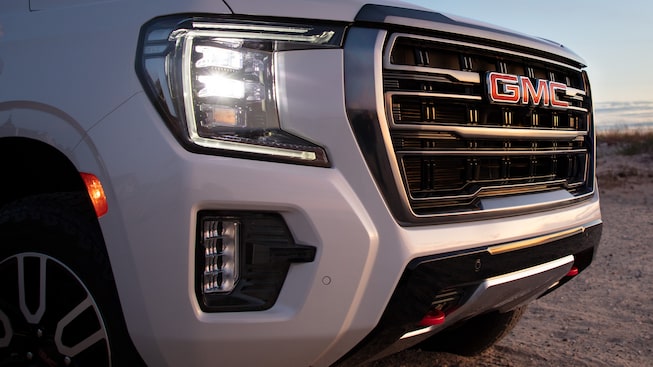 Luces LED de manejo diurno en tu GMC Yukon 2024